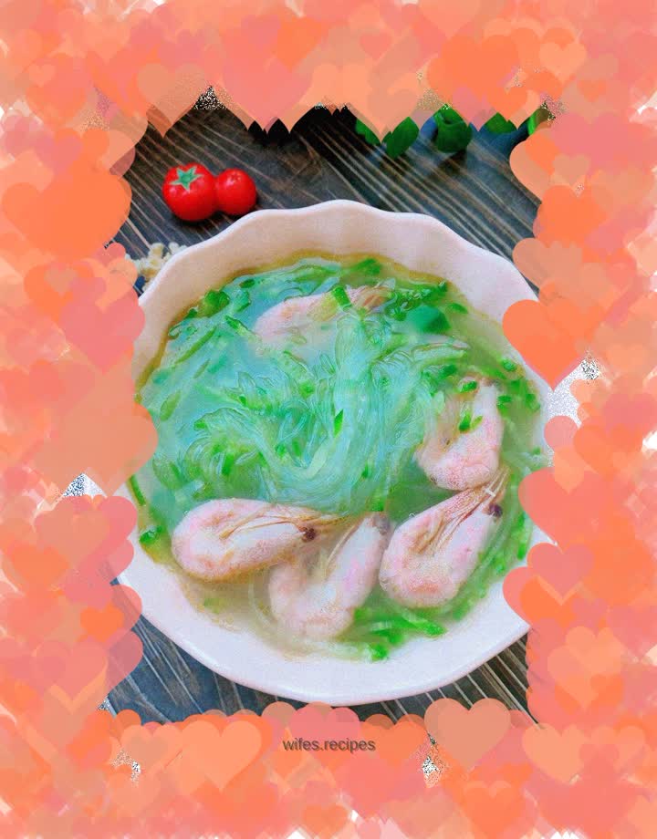 Radish, prawn and vermicelli soup