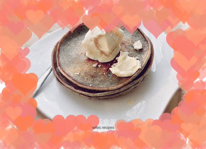 Black sesame pancake