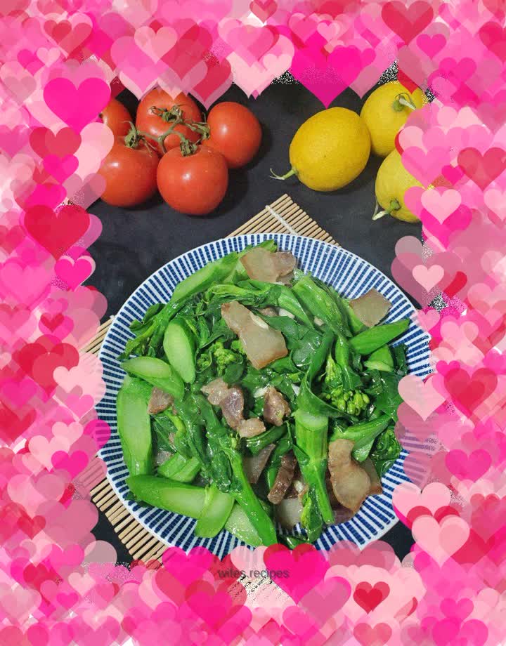 Stir-fried kale and bacon