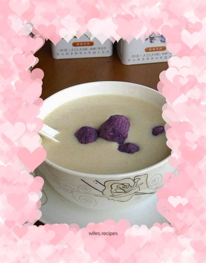 Smooth and fragrant soy milk