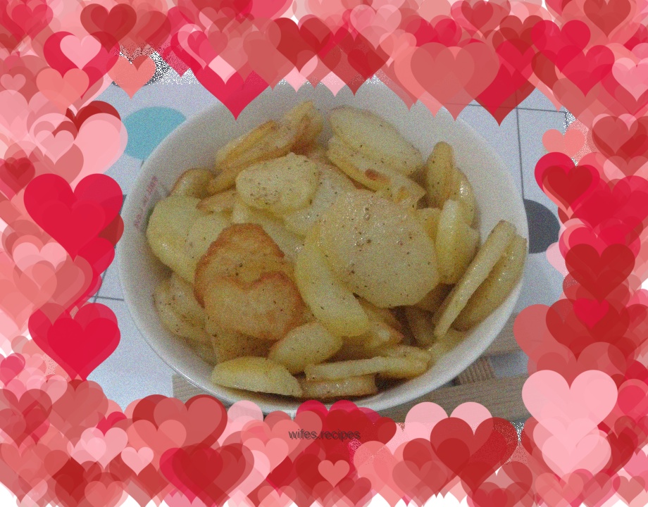 Salt and pepper potato chips