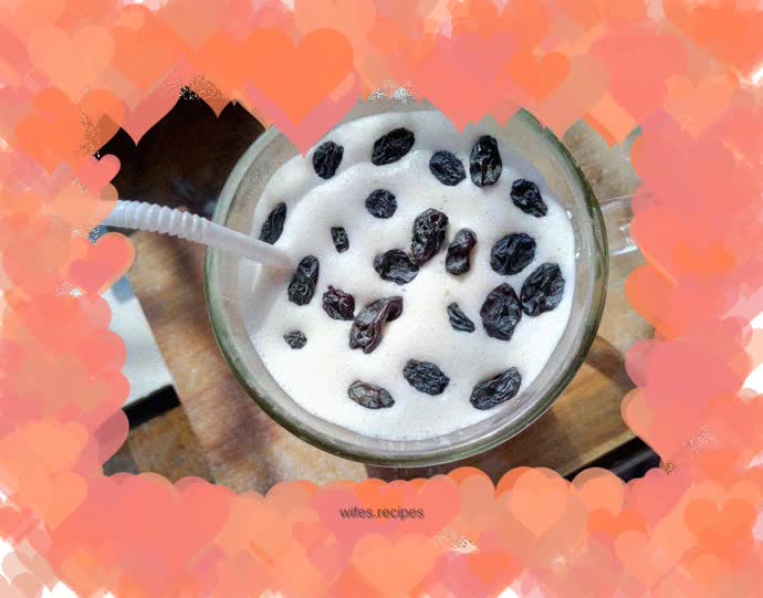 Milky, sweet and sour nutritional juice