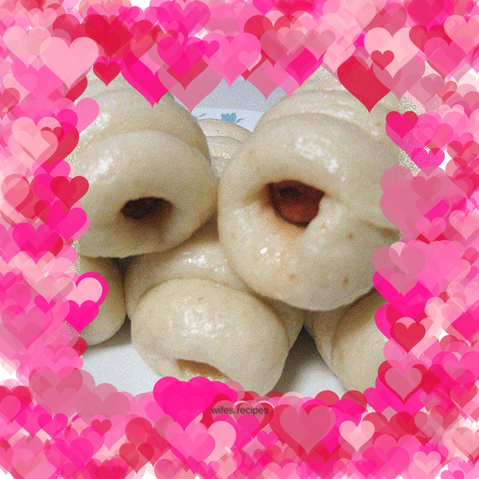 Steamed--Oatmeal sausage rolls