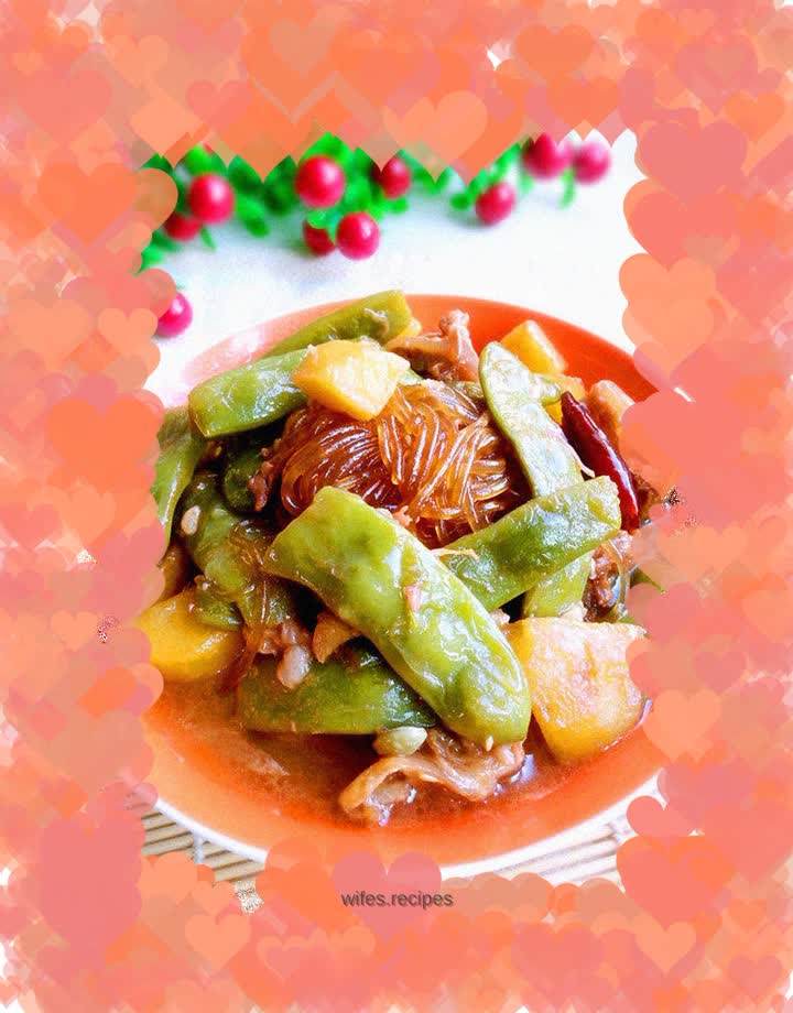 Braised pork ribs with green beans