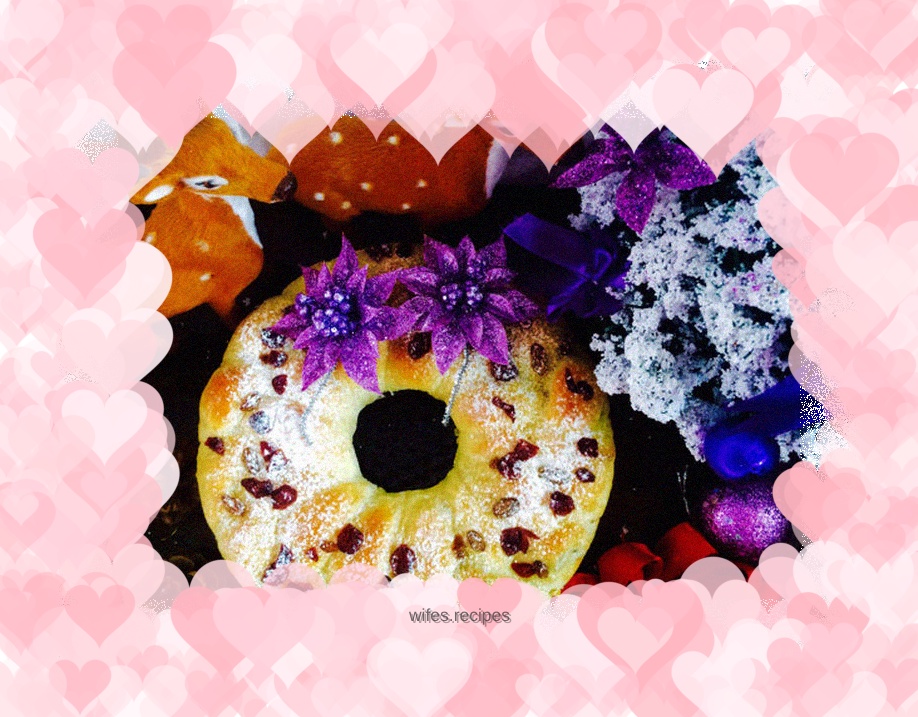 Christmas wreath bread