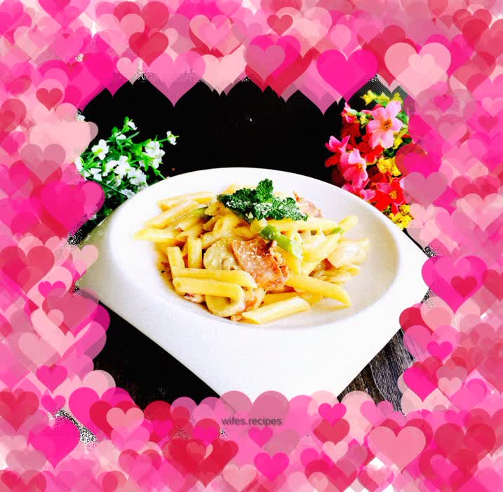 Creamy Mushroom and Bacon Pasta