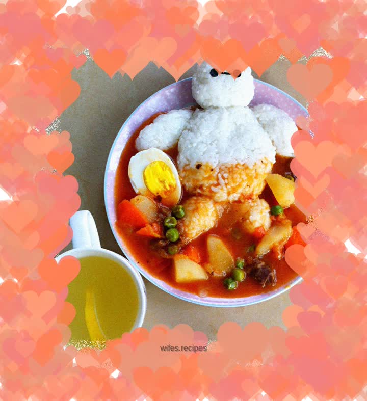 Beef stew with tomatoes and potatoes