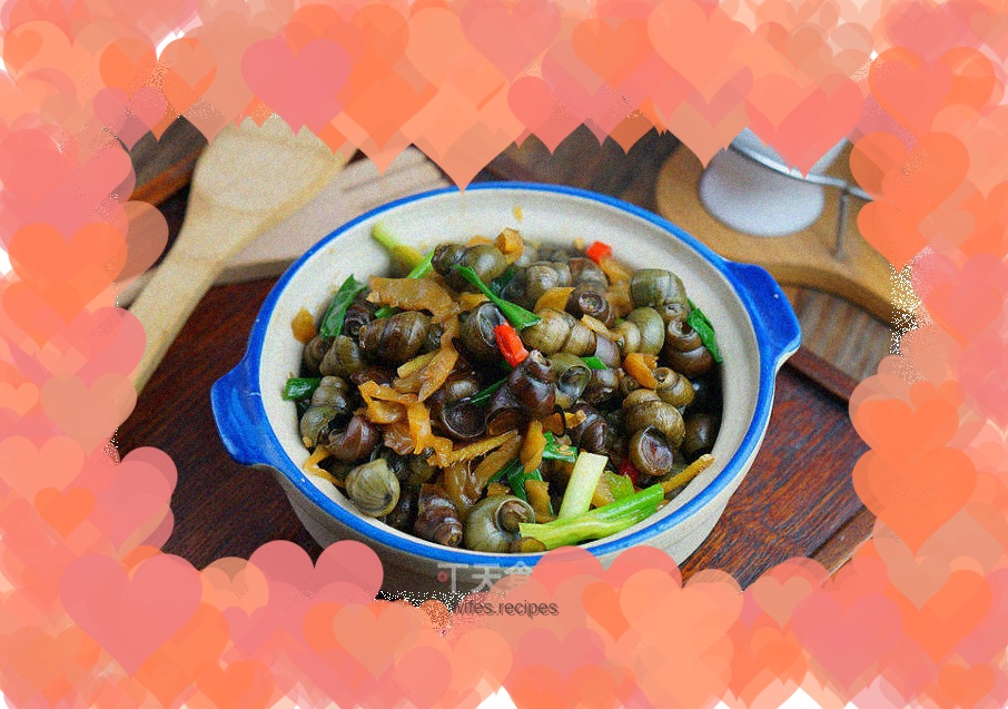 Stir-fried snails with pickled mustard