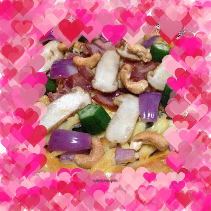 Bacon and Matsutake Pizza