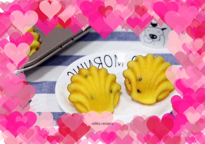 Passion Fruit Madeleines