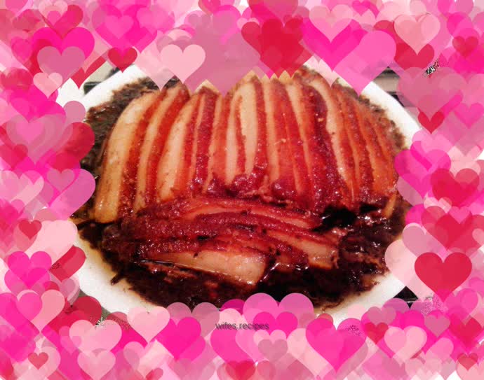 Braised pork with pickled vegetables