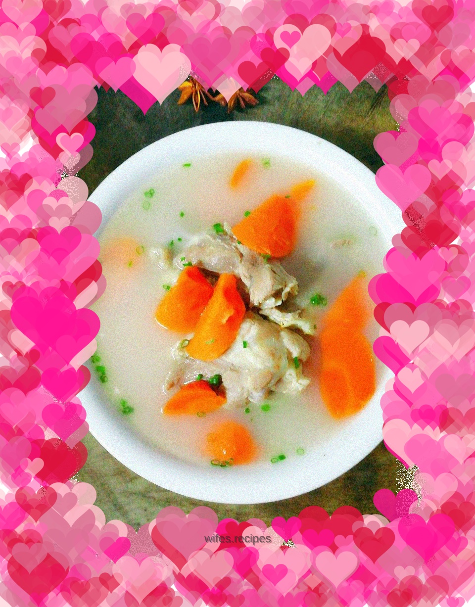 Carrot meat and bone soup