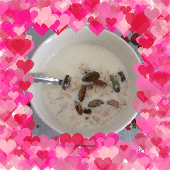 Raisin Oatmeal Milk
