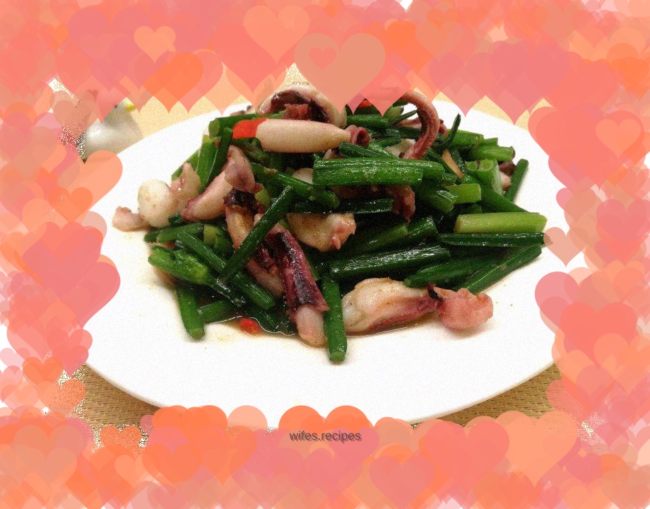 Tender, juicy and low in fat, you won’t get fat~ Stir-fried squid tentacles with chive flowers