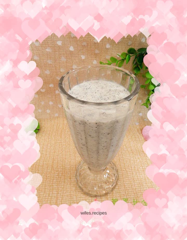 Dragon fruit milkshake
