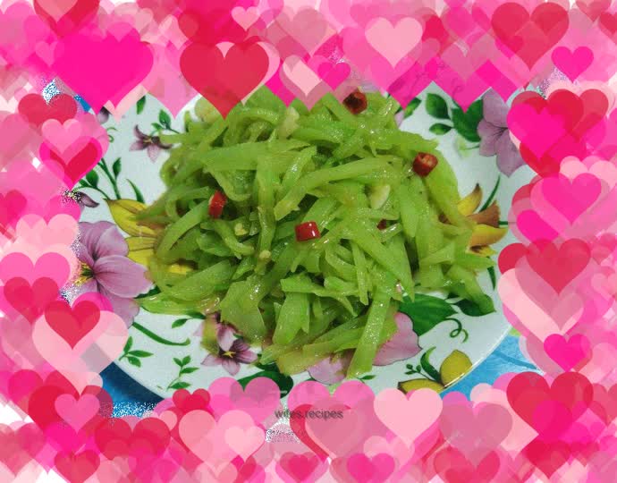 Fried shredded lettuce