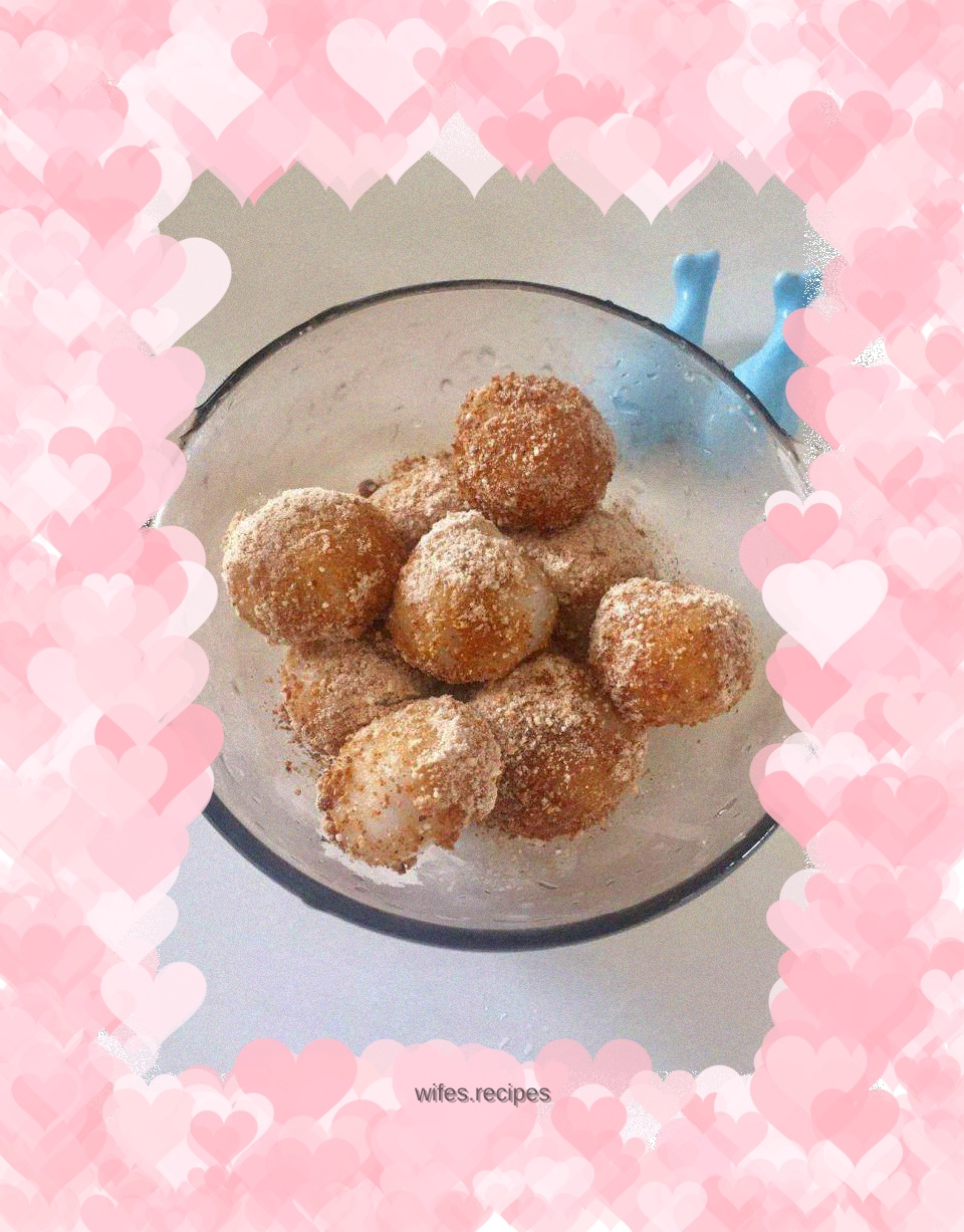 How to eat rice dumplings and mochi