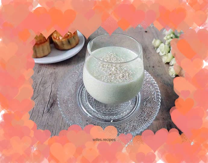 Sesame and Cucumber Juice