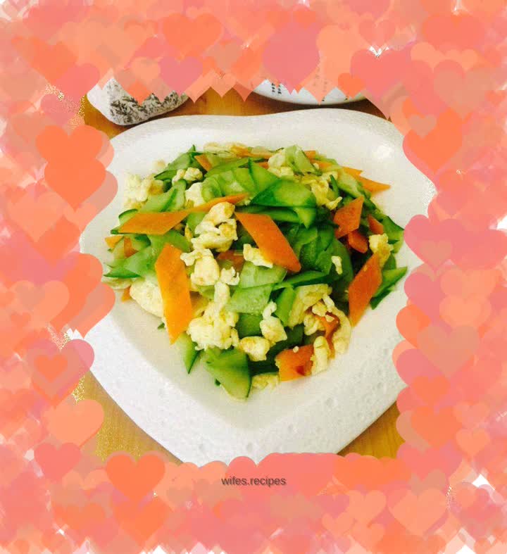Cucumber scrambled eggs