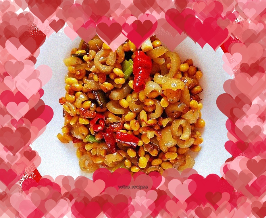 Stir-fried pork rinds with soybeans