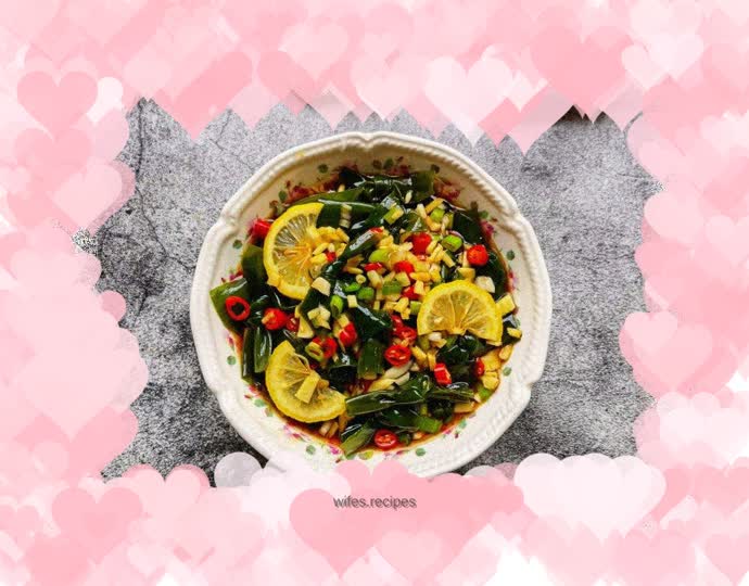 Little kelp with juice