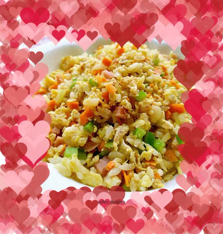 Fried rice with golden and silver eggs