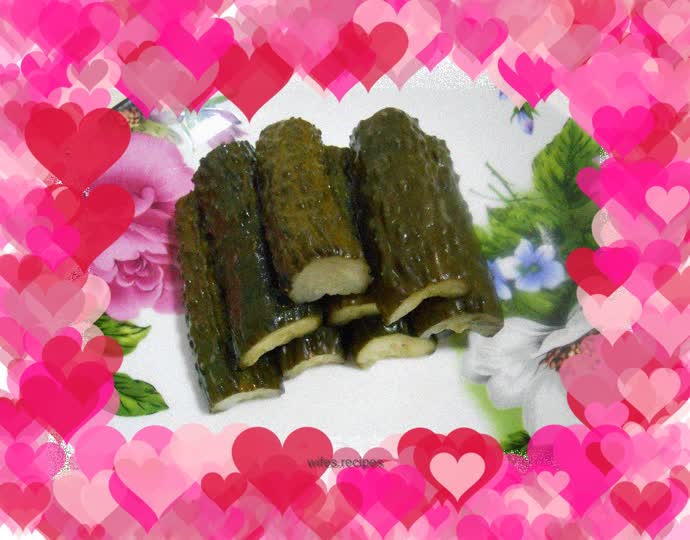 Delicious and appetizing side dish - homemade Russian pickles