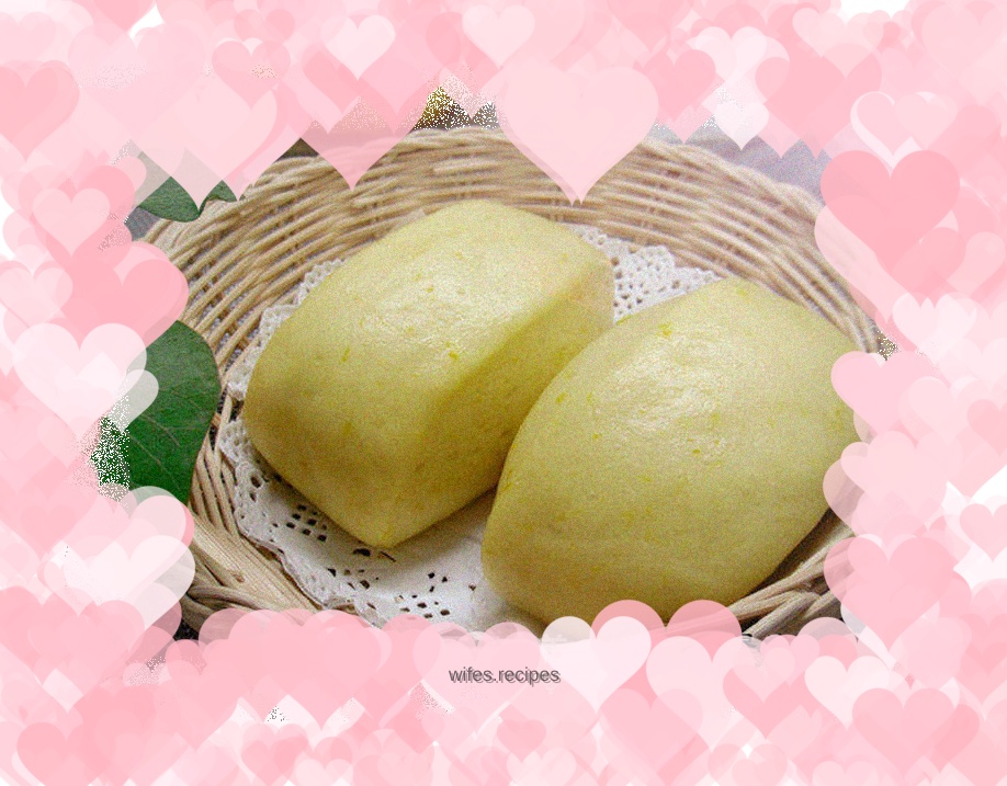 Knife-cut pumpkin steamed buns