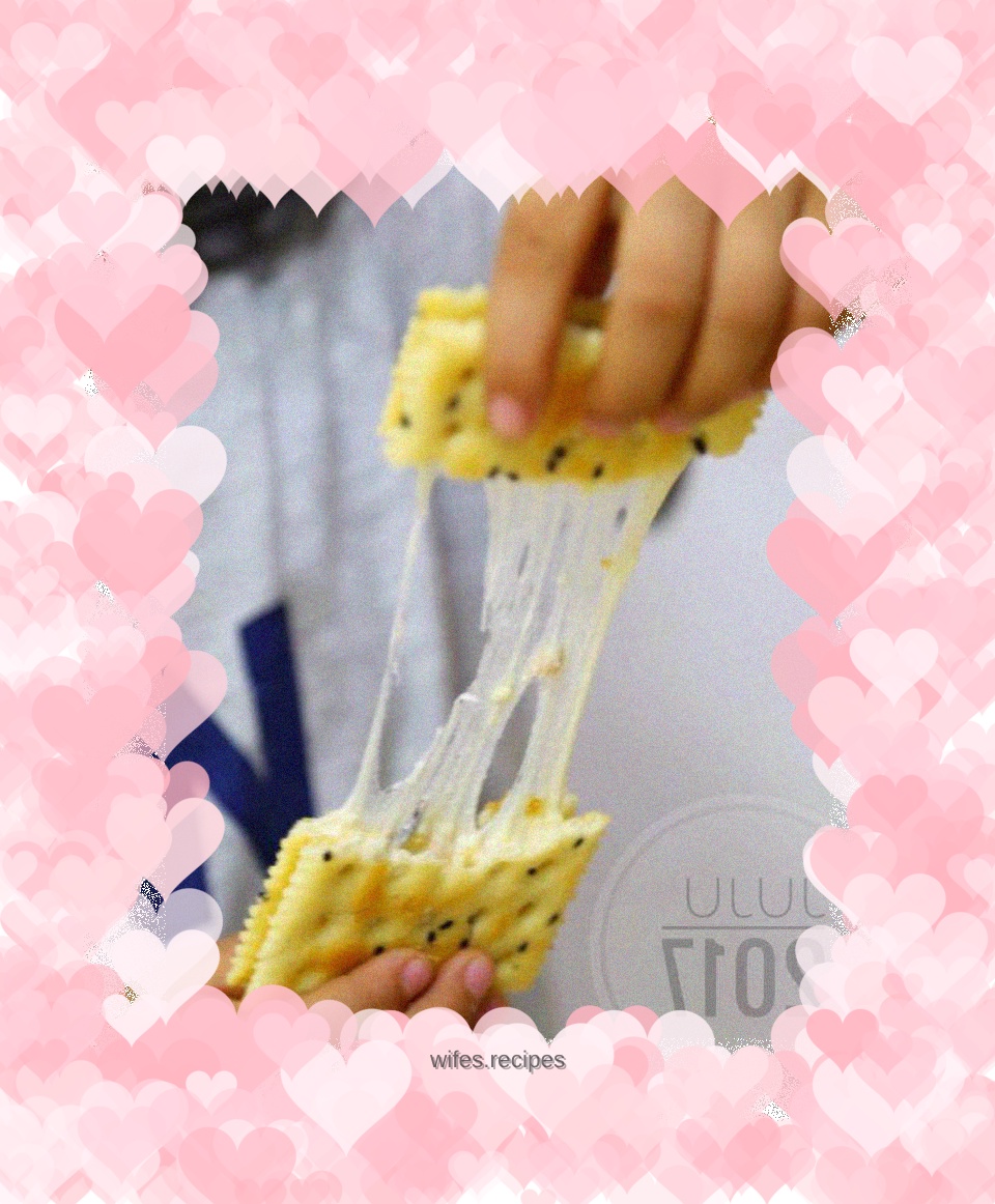 Stringy Peanut Cranberry Nougat