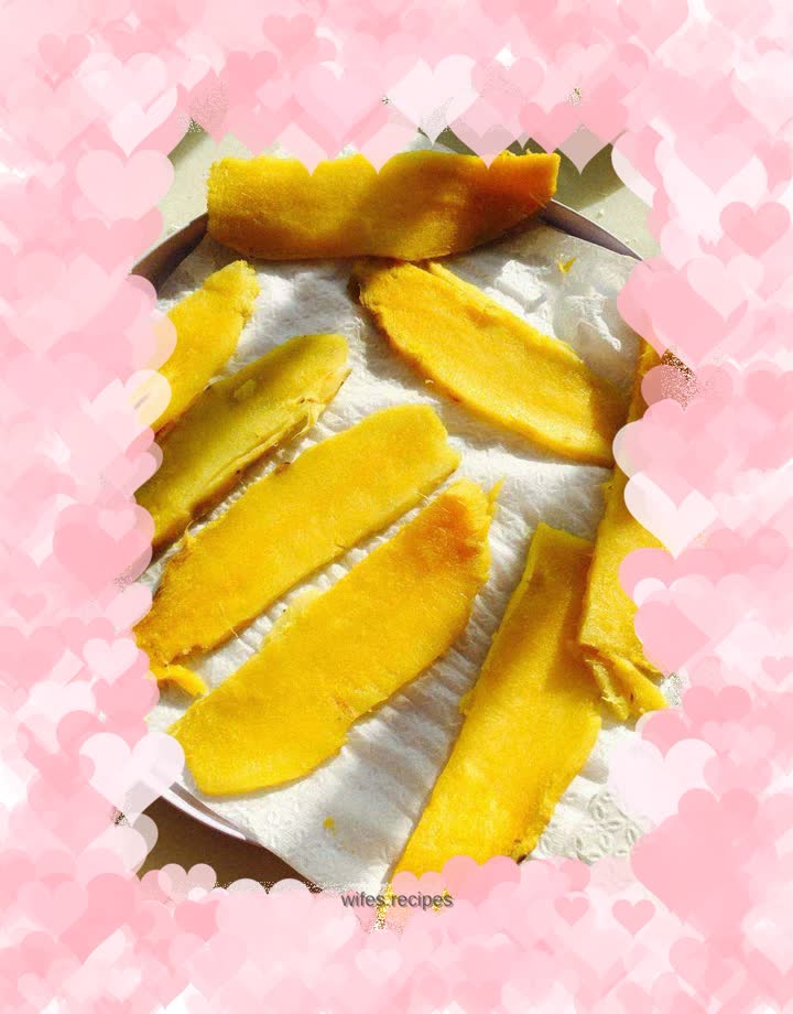 Homemade dried sweet potatoes