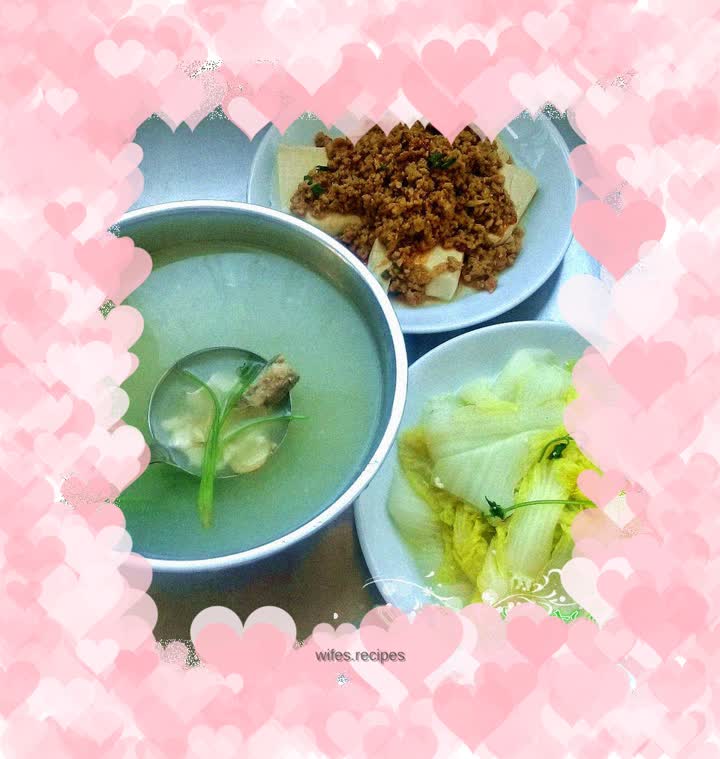 Make three dishes and one soup at once~~pork ribs, tofu soup and baby cabbage