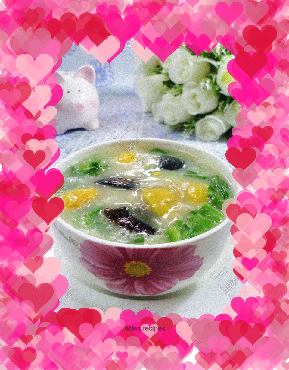 Lettuce, preserved egg and rice porridge