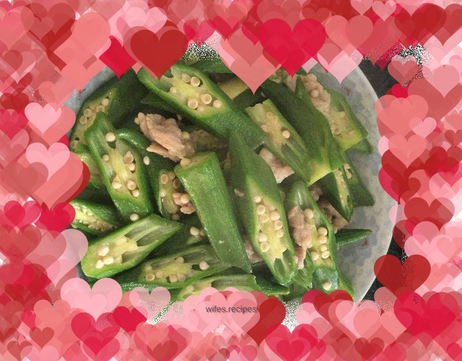 Stir-fried pork slices with okra