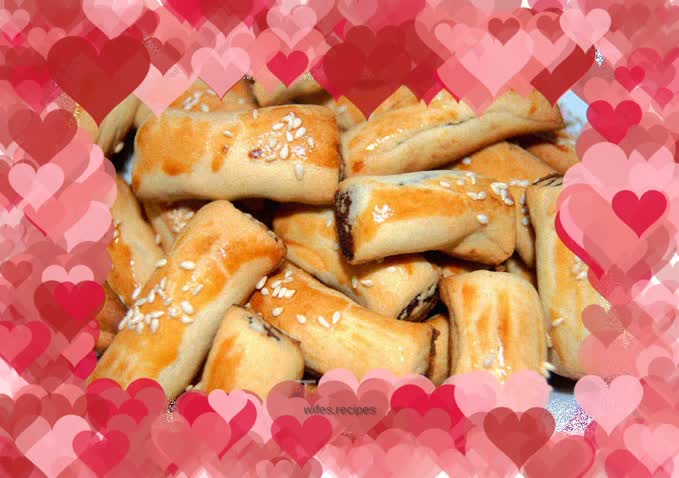 Golden bean paste roll