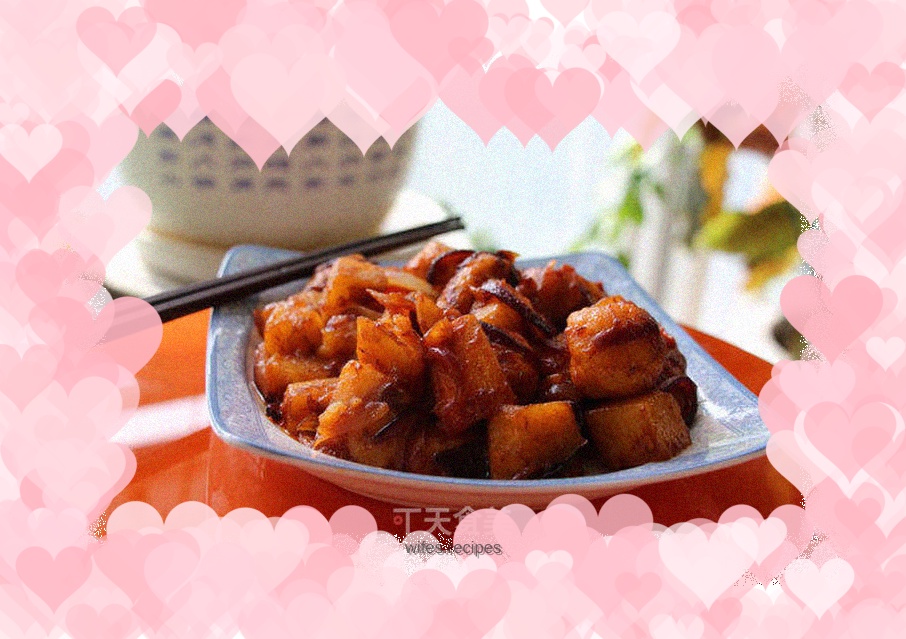 Tasty rice with red braised fish balls