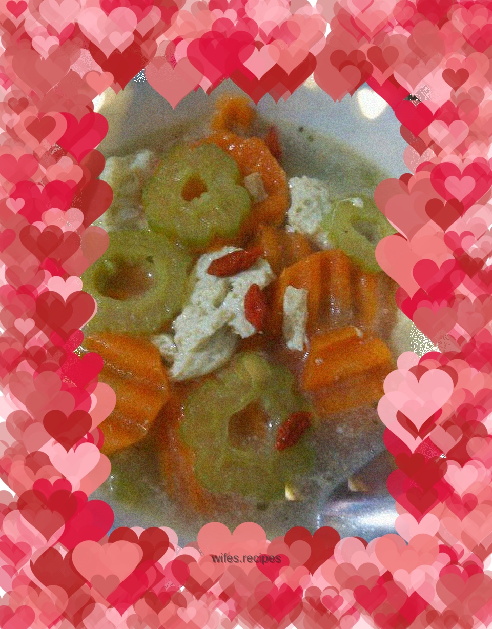 Bitter melon, egg and carrot soup