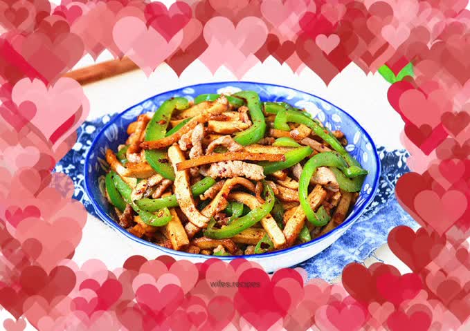 Three shreds of green pepper