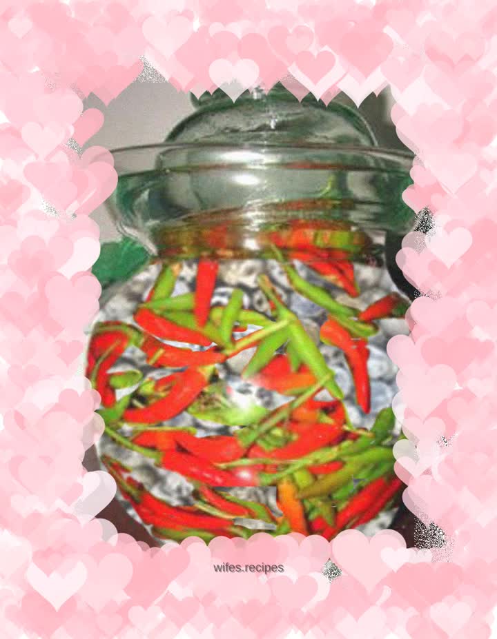 Pickled pepper quail eggs