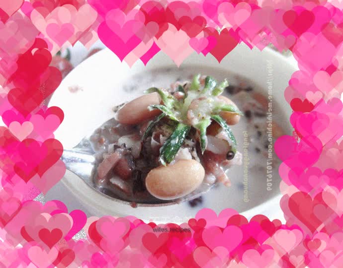 Milky red dates and multigrain porridge