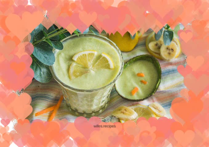 Banana avocado juice full of forest flavor