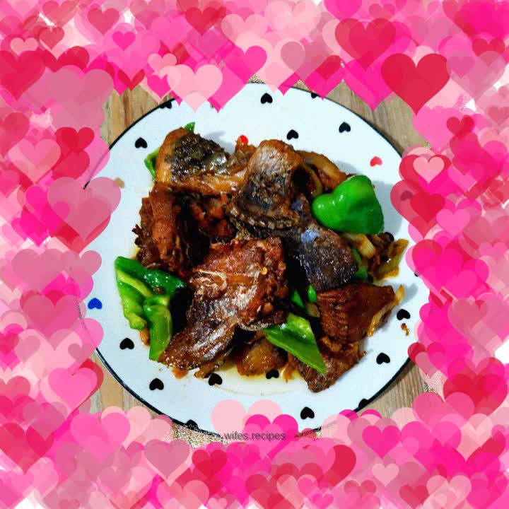 Stir-fried salted fish cubes