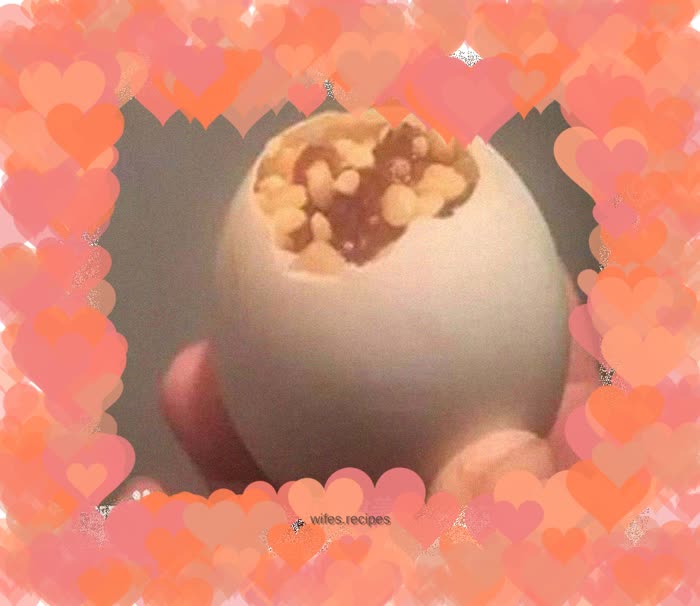 Glutinous rice eggs