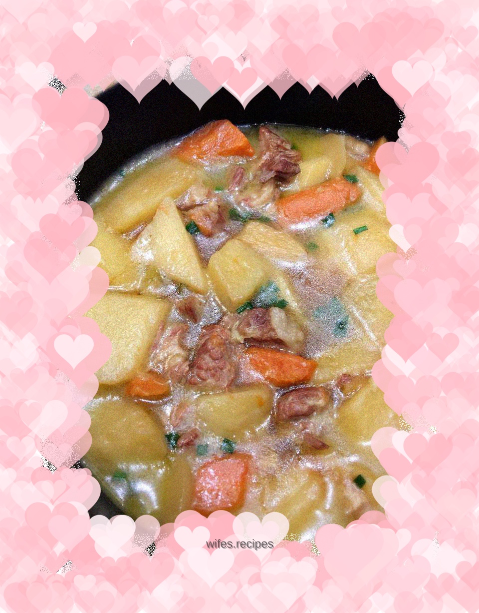 Beef stew with potatoes