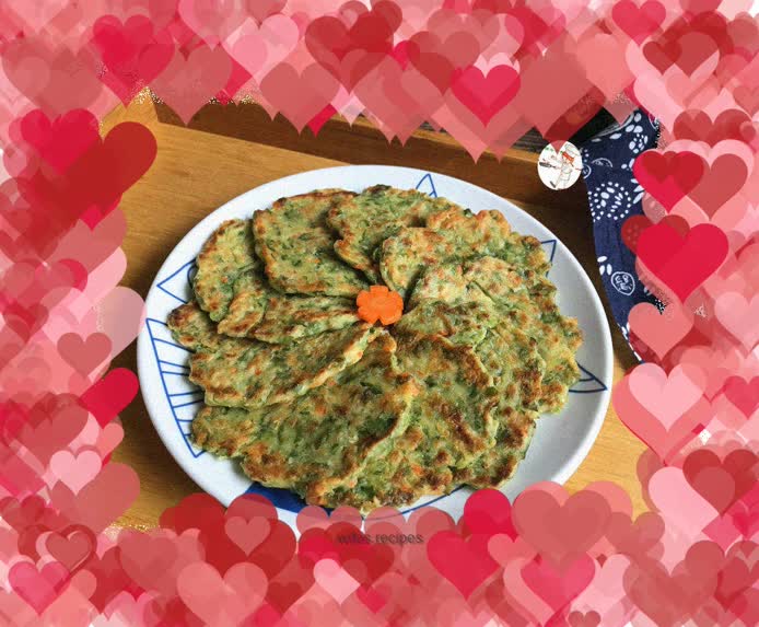 Celery Leaf Egg Pancake