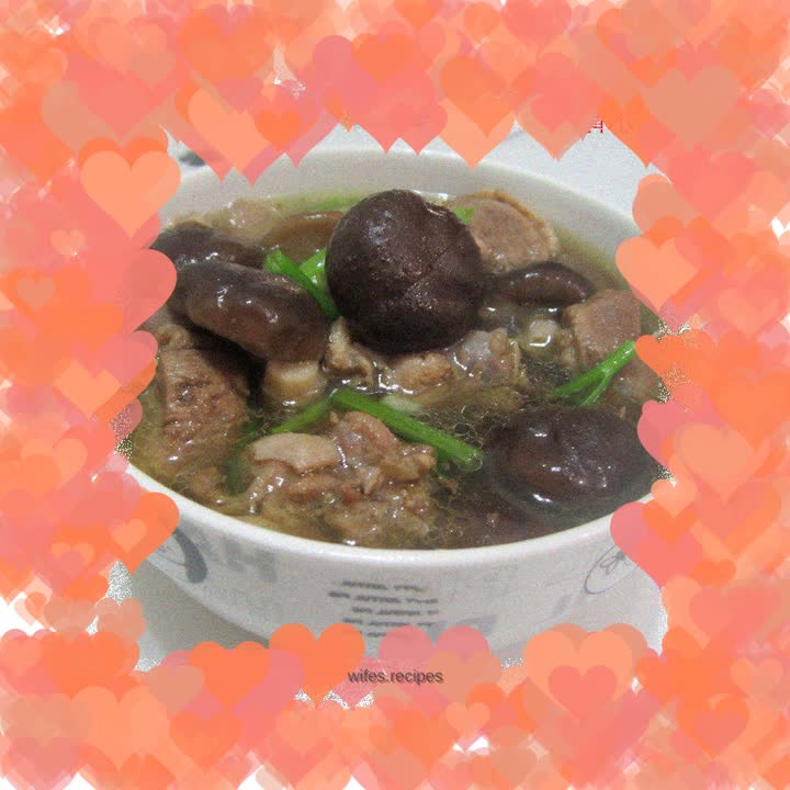 Old duck stewed with mushrooms