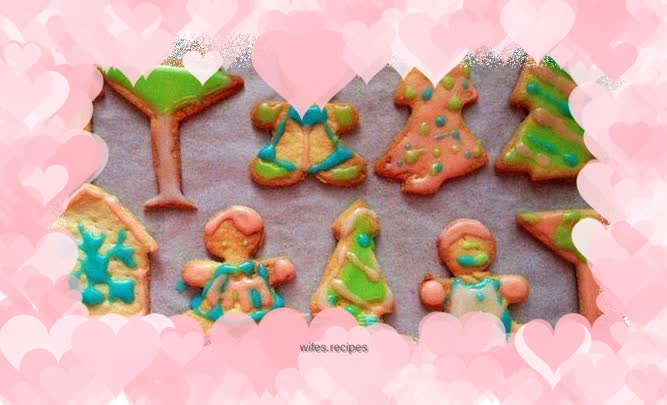 Parent-child game - making Christmas frosting cookies