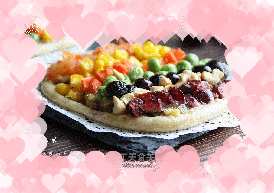 [Mini thin bottom rainbow pizza]: Beautiful rainbow on New Year’s Eve dinner