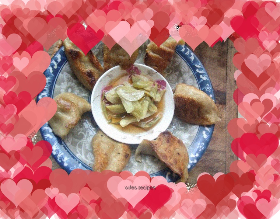 Qixing Gaozhao (fried dumplings)