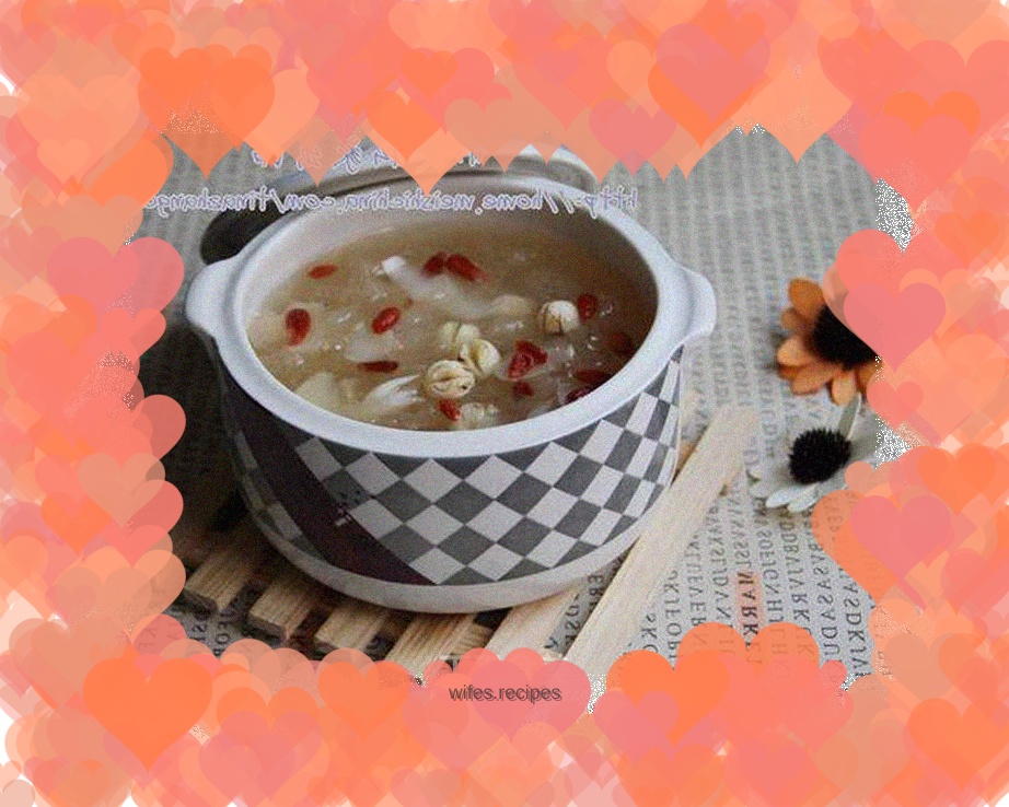Lily, Tremella and Lotus Seed Soup