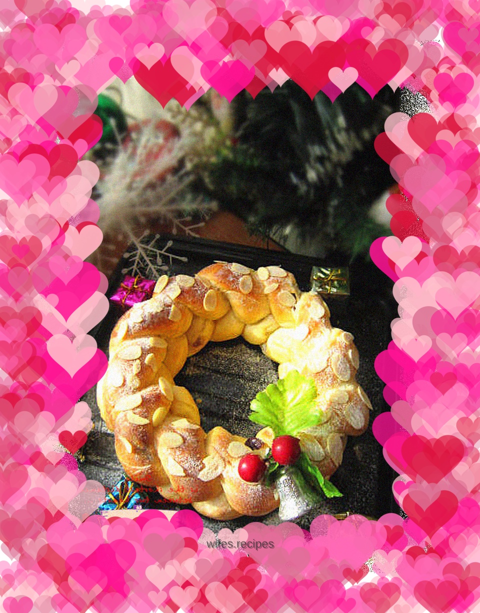 Christmas wreath bread